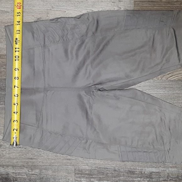 Athleta medium leggings - Picture 3 of 4